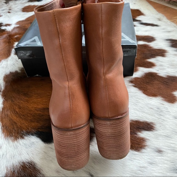 AQUA Nessa Brown Leather Chunky 70’s Boots 9.5 - Picture 9 of 13